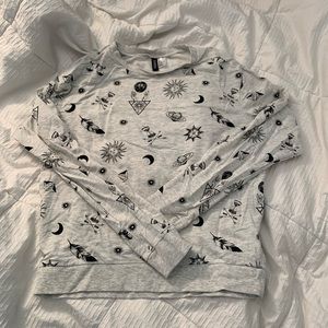 Gray Long-Sleeve Sweatshirt/Shirt